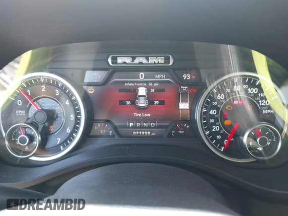 2021 Ram 1500 Big Horn с VIN 1C6RREFT1MN769814, выставлен на аукционе IAAI как лот 42052424 с пробегом 71 958 миль миль и . История ставок и продаж доступна на DreamBid. Изображение 7.