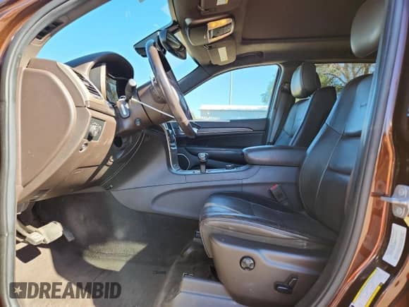 2014 Jeep Grand Cherokee Summit с VIN 1C4RJFJG1EC276194, выставлен на аукционе Copart как лот 86811285 с пробегом 139 471 миль миль и Списание • Salvage title. История ставок и продаж доступна на DreamBid. Изображение 7.