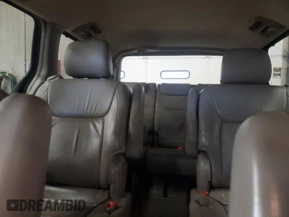 2005 Toyota Sienna XLE z VIN 5TDZA22C85S264451, wystawiony jako Copart lot #87071155 z przebiegiem 256 535 mil mil oraz Czysty tytuł • Clean title. Historia ofert i sprzedaży dostępna na DreamBid. Obrazek 10.