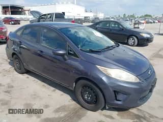 2013 Ford Fiesta S с VIN 3FADP4AJ1DM149831, выставлен на аукционе IAAI как лот 43494584 с пробегом 279 778 миль миль и . История ставок и продаж доступна на DreamBid. Изображение 1.
