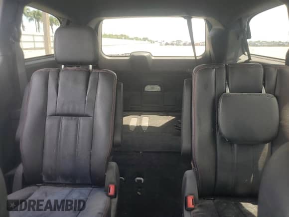 2019 Dodge Grand Caravan GT z VIN 2C4RDGEG5KR737150, wystawiony jako Copart lot #68194175 z przebiegiem Nie podano mil oraz Nie do naprawy • Non repairable. Historia ofert i sprzedaży dostępna na DreamBid. Obrazek 10.