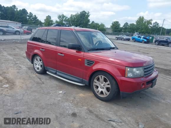 2006 Land Rover Range Rover Sport HSE with VIN SALSF25456A958142, listed as a IAAI auction lot 42957817 with 170,885 mi miles and . Bid and sale history available at DreamBid. Image 1.