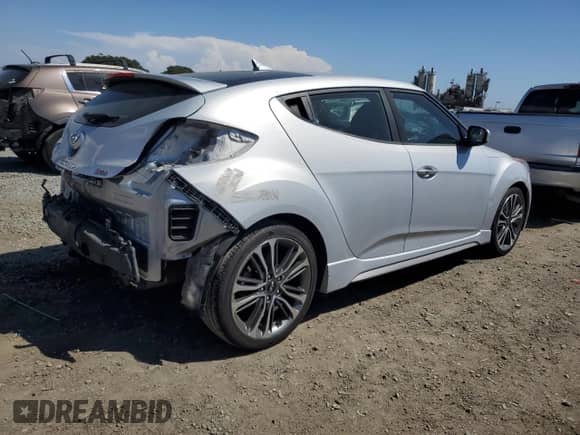 2017 Hyundai Veloster Turbo с VIN KMHTC6AE5HU314762, выставлен на аукционе Copart как лот 70288505 с пробегом 90 991 миль миль и Списание • Salvage title. История ставок и продаж доступна на DreamBid. Изображение 3.