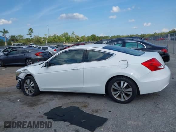 2011 Honda Accord LX-S with VIN 1HGCS1B35BA016519, listed as a IAAI auction lot 41786120 with 99,515 mi miles and . Bid and sale history available at DreamBid. Image 15.