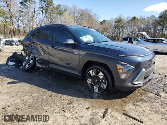 2025 Hyundai Kona SEL Convenience z VIN KM8HC3AB9SU205142, wystawiony jako Copart lot #47798105 z przebiegiem 4 372 mil mil oraz Szkoda całkowita • Salvage title. Historia ofert i sprzedaży dostępna na DreamBid. Obrazek 4.