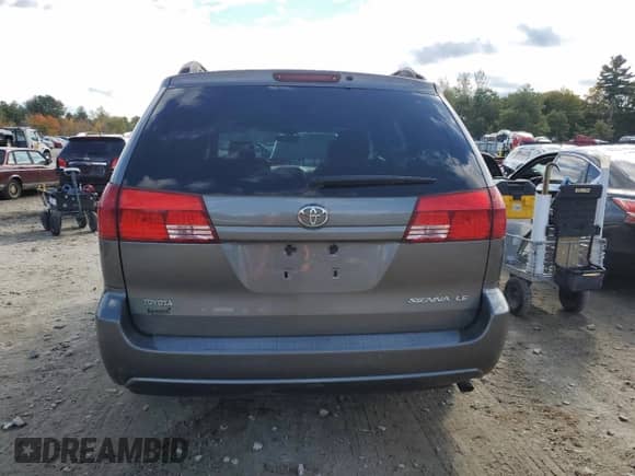 2005 Toyota Sienna CE с VIN 5TDZA23C55S233611, выставлен на аукционе Copart как лот 86844095 с пробегом 238 518 миль миль и Чистый • Clean title. История ставок и продаж доступна на DreamBid. Изображение 6.