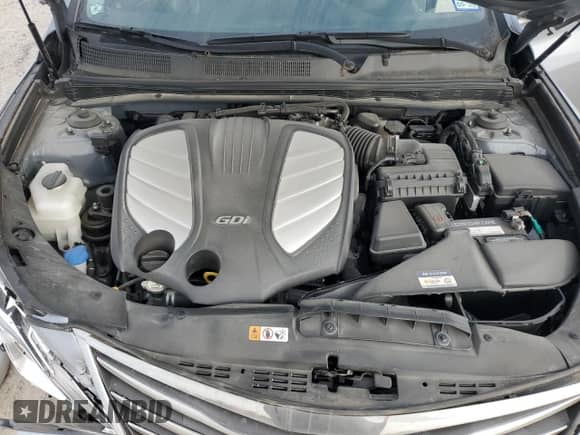 2015 Hyundai Azera Limited z VIN KMHFH4JG1FA473796, wystawiony jako Copart lot #82861454 z przebiegiem 12 976 mil mil oraz Szkoda całkowita • Salvage title. Historia ofert i sprzedaży dostępna na DreamBid. Obrazek 11.