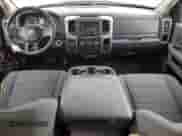 2016 Ram 1500 SLT z VIN 1C6RR6GG8GS256914, wystawiony jako Copart lot #70675065 z przebiegiem 136 737 mil mil oraz Szkoda całkowita • Salvage title. Historia ofert i sprzedaży dostępna na DreamBid. Obrazek 8.