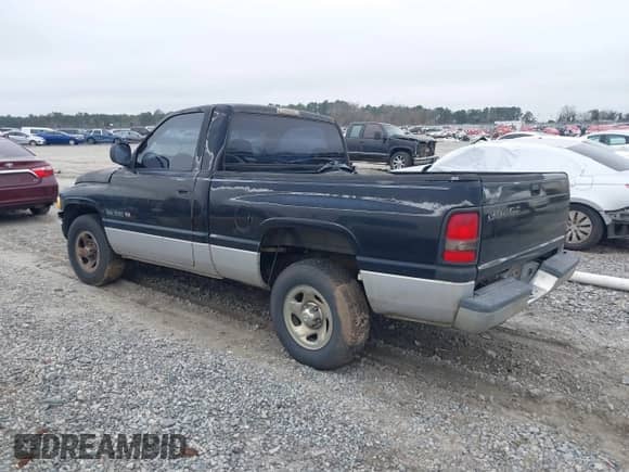 1999 Dodge 1500 with VIN 1B7HC16X4XS277415, listed as a IAAI auction lot 41488195 with 338,696 mi miles and . Bid and sale history available at DreamBid. Image 3.