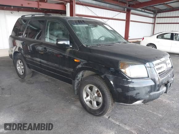 2006 Honda Pilot EX-L z VIN 2HKYF18526H501636, wystawiony jako IAAI lot #43389106 z przebiegiem 222 248 mil mil oraz . Historia ofert i sprzedaży dostępna na DreamBid. Obrazek 1.