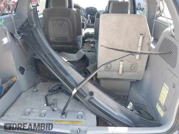 2005 Toyota Sienna CE with VIN 5TDZA23C75S356391, listed as a IAAI auction lot 43358061 with 301,286 mi miles and . Bid and sale history available at DreamBid. Image 12.