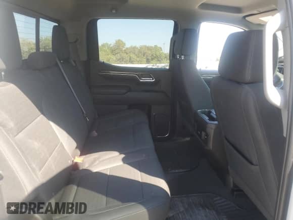 2024 Chevrolet Silverado 1500 RST с VIN 3GCUDEE86RG219300, выставлен на аукционе Copart как лот 84941945 с пробегом 75 671 миль миль и Списание • Salvage title. История ставок и продаж доступна на DreamBid. Изображение 10.