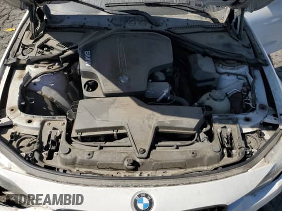 2016 BMW 3 Series 320i z VIN WBA8E1G58GNT37408, wystawiony jako Copart lot #84993145 z przebiegiem 80 536 mil mil oraz Czysty tytuł • Clean title. Historia ofert i sprzedaży dostępna na DreamBid. Obrazek 11.