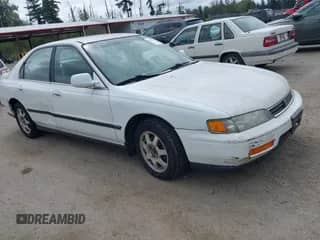 1995 Honda Accord with VIN 1HGCE6641SA013740, listed as a IAAI auction lot 42494293 with 173,961 mi miles and . Bid and sale history available at DreamBid. Image 1.