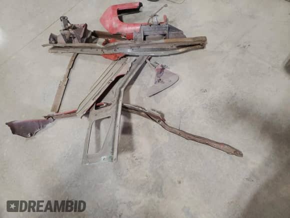 1977 Chevrolet Corvette с VIN 1Z37L7S423403, выставлен на аукционе Copart как лот 83853254 с пробегом Не указан миль и Чистый • Clean title. История ставок и продаж доступна на DreamBid. Изображение 12.