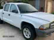 2004 Dodge Dakota Sport с VIN 1D7HL38K24S639420, выставлен на аукционе Copart как лот 64867545 с пробегом 120 018 миль миль и Чистый • Clean title. История ставок и продаж доступна на DreamBid. Изображение 1.