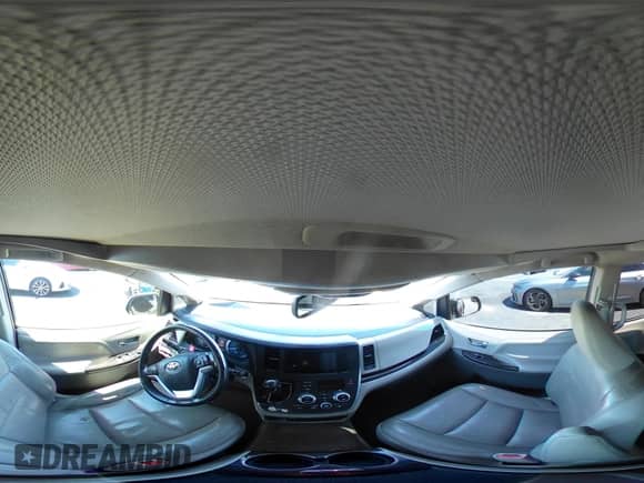 2016 Toyota Sienna XLE with VIN 5TDYK3DCXGS710792, listed as a IAAI auction lot 42268303 with 287,338 mi miles and . Bid and sale history available at DreamBid. Image 18.