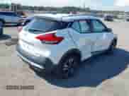 2020 Nissan Kicks SR z VIN 3N1CP5DV7LL533937, wystawiony jako IAAI lot #43138106 z przebiegiem 54 840 mil mil oraz . Historia ofert i sprzedaży dostępna na DreamBid. Obrazek 4.