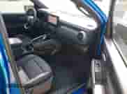 2023 Chevrolet Colorado 2WD LT с VIN 1GCPSCEK0P1267258, выставлен на аукционе IAAI как лот 41514287 с пробегом 18 574 миль миль и . История ставок и продаж доступна на DreamBid. Изображение 5.