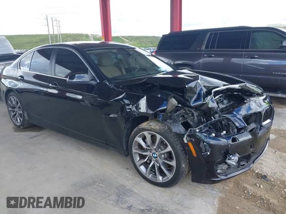 2016 BMW 5 Series 535i с VIN WBA5B1C5XGG551466, выставлен на аукционе IAAI как лот 43392261 с пробегом 141 535 миль миль и . История ставок и продаж доступна на DreamBid. Изображение 1.