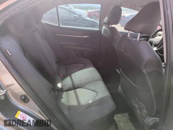 2019 Toyota Camry SE z VIN 4T1B11HK5KU756920, wystawiony jako Copart lot #66036025 z przebiegiem 127 208 mil mil oraz Szkoda całkowita • Salvage title. Historia ofert i sprzedaży dostępna na DreamBid. Obrazek 10.