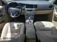2015 Volvo S60 T5 Premier Plus с VIN YV1612TC8F1310919, выставлен на аукционе Copart как лот 57082134 с пробегом 59 795 миль миль и . История ставок и продаж доступна на DreamBid. Изображение 8.