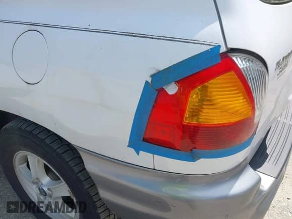 2002 Hyundai Santa Fe GLS с VIN KM8SC13D22U270603, выставлен на аукционе IAAI как лот 42213488 с пробегом 119 697 миль миль и . История ставок и продаж доступна на DreamBid. Изображение 6.