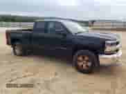 2018 Chevrolet Silverado 1500 LT с VIN 1GCVKREH2JZ363495, выставлен на аукционе Copart как лот 80777585 с пробегом 56 884 миль миль и Списание • Salvage title. История ставок и продаж доступна на DreamBid. Изображение 4.