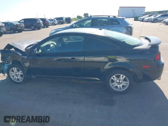 2005 Chevrolet Cobalt LS with VIN 1G1AL12F057622561, listed as a IAAI auction lot 42635729 with 232,572 mi miles and . Bid and sale history available at DreamBid. Image 14.