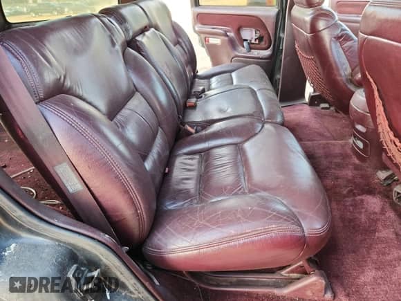 1998 Chevrolet Tahoe с VIN 1GNEK13R1WJ318252, выставлен на аукционе Copart как лот 86267815 с пробегом 248 020 миль миль и Списание • Salvage title. История ставок и продаж доступна на DreamBid. Изображение 11.