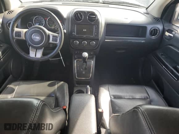 2012 Jeep Compass Limited с VIN 1C4NJCCB6CD592289, выставлен на аукционе Copart как лот 61002545 с пробегом 199 727 миль миль и Списание • Salvage title. История ставок и продаж доступна на DreamBid. Изображение 8.