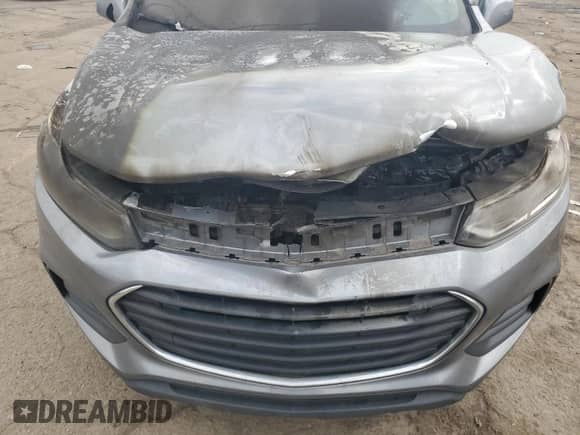 2020 Chevrolet Trax LS с VIN 3GNCJKSB0LL220046, выставлен на аукционе Copart как лот 84220875 с пробегом Не указан миль и На запчасти • Non repairable. История ставок и продаж доступна на DreamBid. Изображение 11.