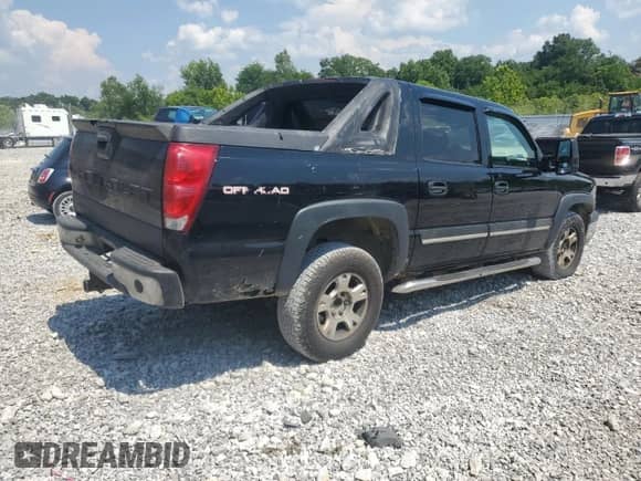 2005 Chevrolet Avalanche LS z VIN 3GNEK12Z55G296077, wystawiony jako Copart lot #66490555 z przebiegiem Nie podano mil oraz Czysty tytuł • Clean title. Historia ofert i sprzedaży dostępna na DreamBid. Obrazek 3.