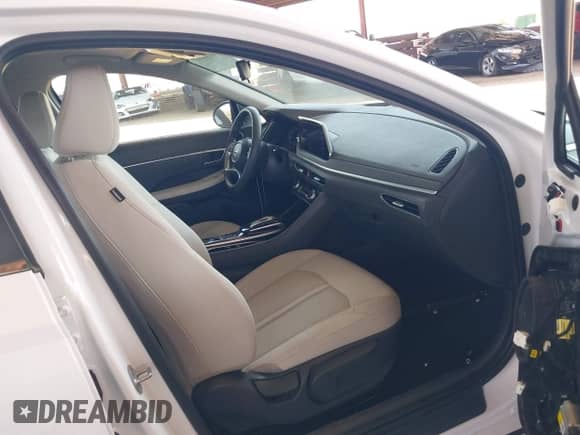 2023 Hyundai Sonata SEL с VIN KMHL64JA8PA281250, выставлен на аукционе IAAI как лот 42942517 с пробегом 41 055 миль миль и . История ставок и продаж доступна на DreamBid. Изображение 5.
