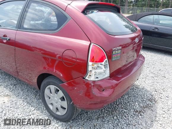 2007 Hyundai Accent GS с VIN KMHCM36C47U022148, выставлен на аукционе IAAI как лот 42539496 с пробегом 112 852 миль миль и . История ставок и продаж доступна на DreamBid. Изображение 6.