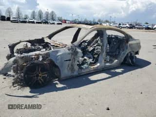 2015 BMW 5 Series 535i с VIN WBA5B1C51FG127219, выставлен на аукционе Copart как лот 62366145 с пробегом Не указан миль и На запчасти • Non repairable. История ставок и продаж доступна на DreamBid. Изображение 1.