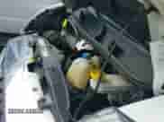 2019 Ram ProMaster Cargo z VIN 3C6URVJG7KE543895, wystawiony jako IAAI lot #41524135 z przebiegiem 93 150 mil mil oraz . Historia ofert i sprzedaży dostępna na DreamBid. Obrazek 19.