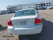 2009 Volvo S60 2.5T with VIN YV1RS592292740096, listed as a IAAI auction lot 42903092 with 163,275 mi miles and . Bid and sale history available at DreamBid. Image 16.