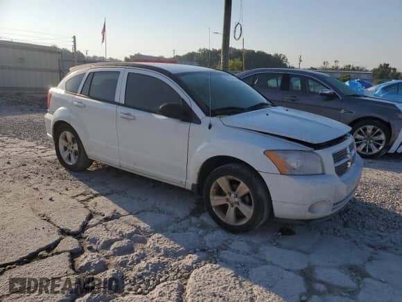 2011 Dodge Caliber Mainstreet с VIN 1B3CB3HA3BD125495, выставлен на аукционе Copart как лот 71925984 с пробегом 179 155 миль миль и Чистый • Clean title. История ставок и продаж доступна на DreamBid. Изображение 4.