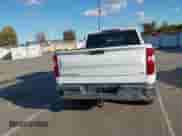 2020 Chevrolet Silverado 1500 LT z VIN 3GCPYDEKXLG253223, wystawiony jako IAAI lot #43412980 z przebiegiem 109 230 mil mil oraz . Historia ofert i sprzedaży dostępna na DreamBid. Obrazek 16.