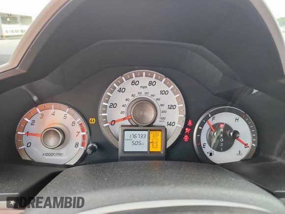 2012 Honda Pilot EX z VIN 5FNYF3H44CB014810, wystawiony jako Copart lot #68716525 z przebiegiem 176 733 mil mil oraz Czysty tytuł • Clean title. Historia ofert i sprzedaży dostępna na DreamBid. Obrazek 9.