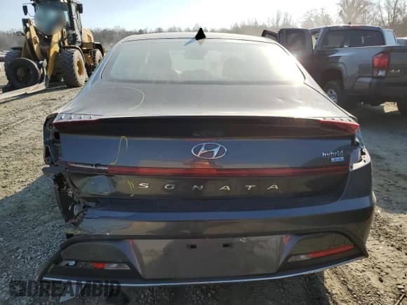 2020 Hyundai Sonata Blue с VIN KMHL24JJ9LA015953, выставлен на аукционе Copart как лот 46681105 с пробегом 99 582 миль миль и Списание • Salvage title. История ставок и продаж доступна на DreamBid. Изображение 6.