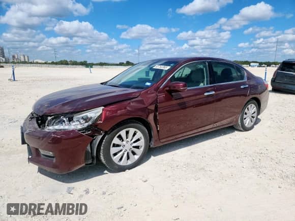 2015 Honda Accord Touring z VIN 1HGCR3F96FA025368, wystawiony jako Copart lot #83752365 z przebiegiem 149 292 mil mil oraz Szkoda całkowita • Salvage title. Historia ofert i sprzedaży dostępna na DreamBid. Obrazek 1.