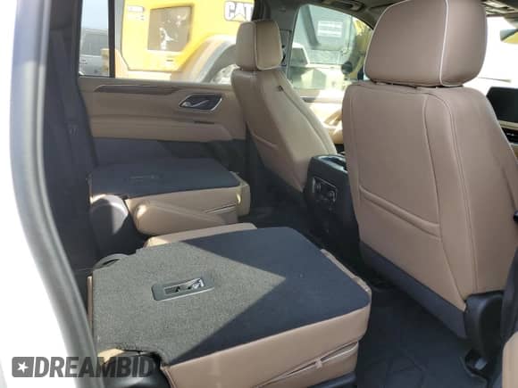 2024 Chevrolet Suburban Premier с VIN 1GNSKFKD4RR101662, выставлен на аукционе Copart как лот 74308334 с пробегом 2 820 миль миль и На запчасти • Non repairable. История ставок и продаж доступна на DreamBid. Изображение 11.