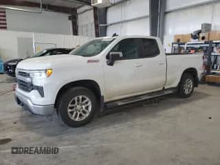 2023 Chevrolet Silverado 1500 LT z VIN 1GCRDDED3PZ117463, wystawiony jako Copart lot #69764785 z przebiegiem 51 651 mil mil oraz Szkoda całkowita • Salvage title. Historia ofert i sprzedaży dostępna na DreamBid. Obrazek 1.