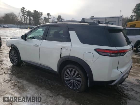 2024 Nissan Pathfinder SL with VIN 5N1DR3CD3RC247785, listed as a Copart auction lot 42151275 with 19,772 mi miles and Salvage title. Bid and sale history available at DreamBid. Image 2.