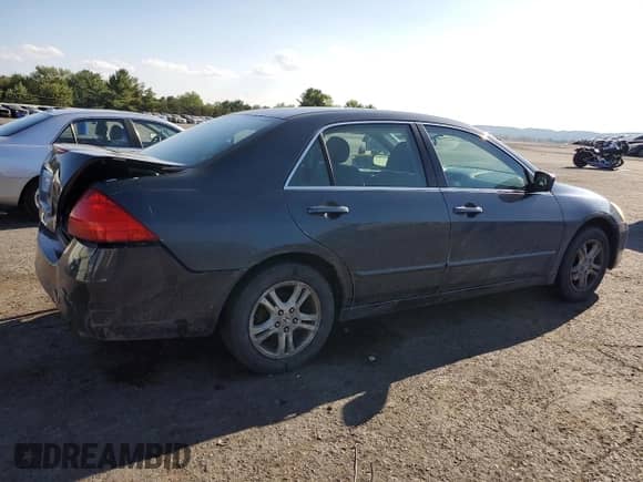 2007 Honda Accord LX SE с VIN 1HGCM55367A071744, выставлен на аукционе Copart как лот 81492365 с пробегом 257 784 миль миль и Списание • Salvage title. История ставок и продаж доступна на DreamBid. Изображение 3.