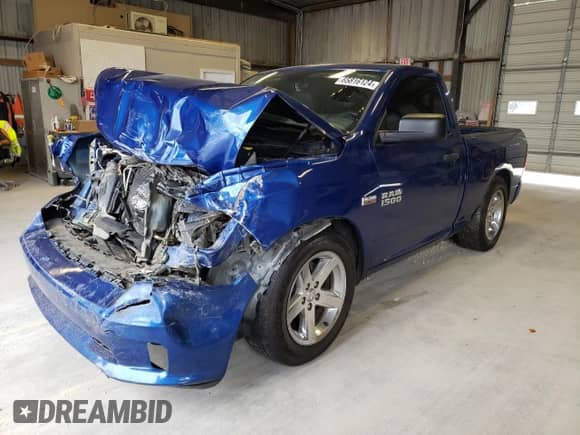 2017 Ram 1500 Express z VIN 3C6JR6AT8HG563771, wystawiony jako Copart lot #65816124 z przebiegiem 123 035 mil mil oraz Szkoda całkowita • Salvage title. Historia ofert i sprzedaży dostępna na DreamBid. Obrazek 1.