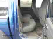 2005 Chevrolet Colorado z VIN 1GCDT138158218831, wystawiony jako IAAI lot #41962114 z przebiegiem 113 351 mil mil oraz . Historia ofert i sprzedaży dostępna na DreamBid. Obrazek 8.