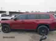 2023 Jeep Grand Cherokee Altitude с VIN 1C4RJJAG2P8901677, выставлен на аукционе IAAI как лот 41101640 с пробегом 28 148 миль миль и . История ставок и продаж доступна на DreamBid. Изображение 14.